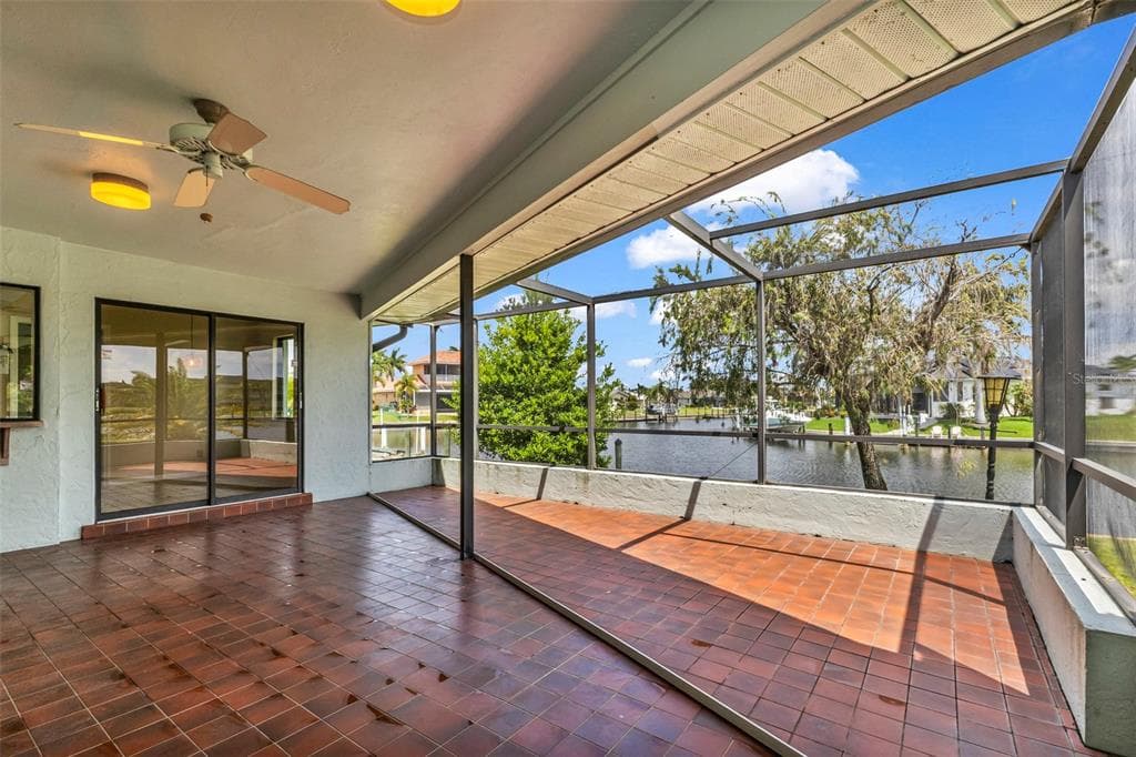 704 BIMINI LANE photo 21