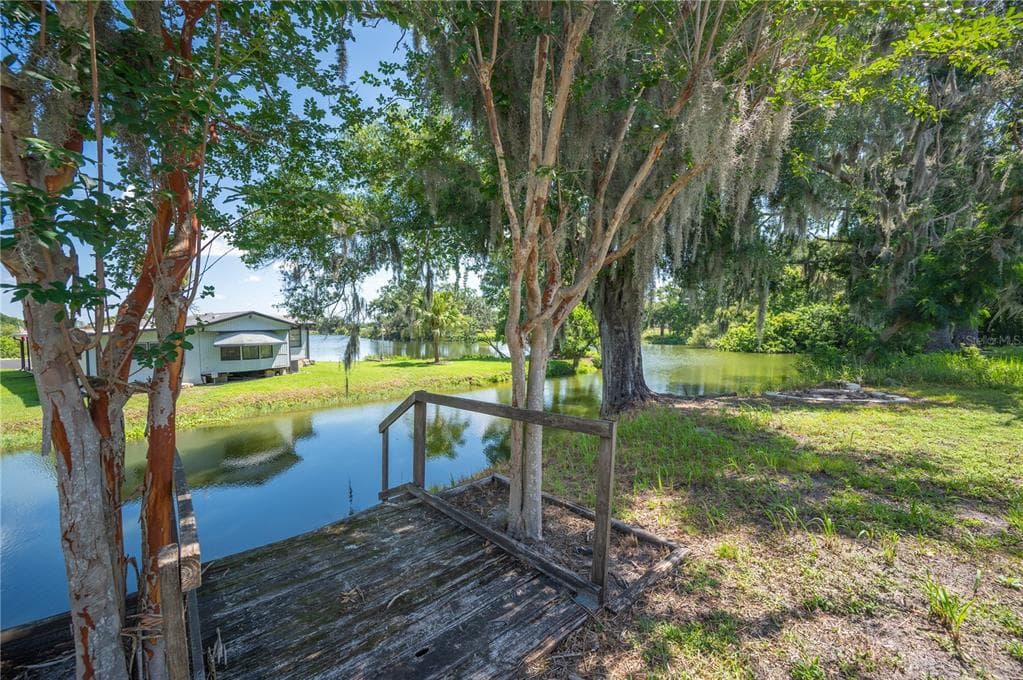 1610 REYNOLDS ROAD 333 photo 20