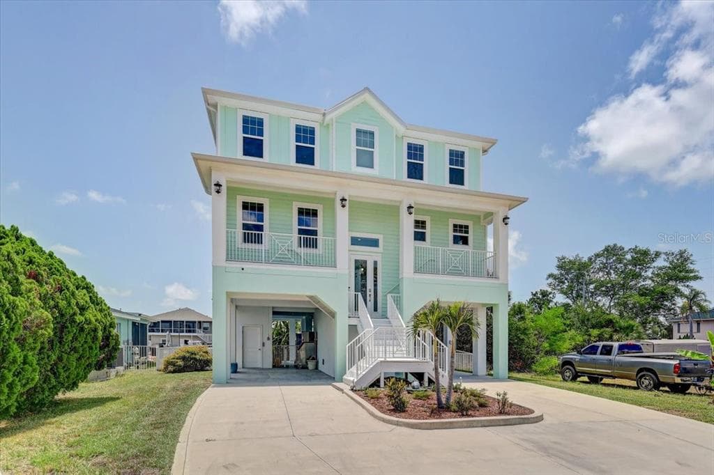 4389 5TH ISLE DRIVE 4