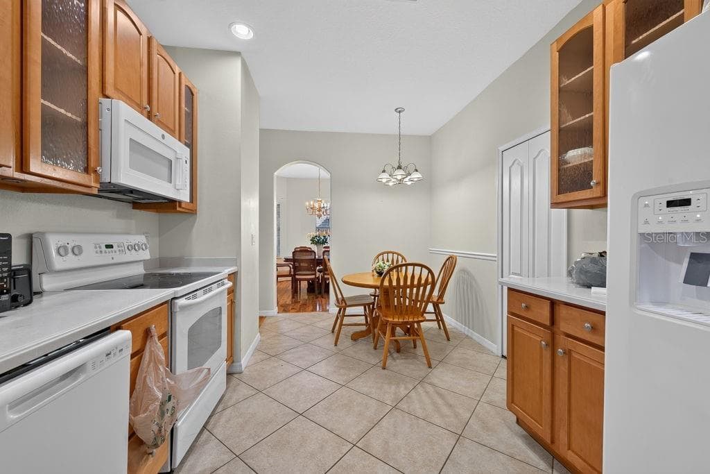 3614 PLYMOUTH DRIVE photo 17