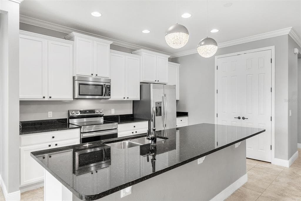 3906 CARRICK BEND DRIVE photo 8