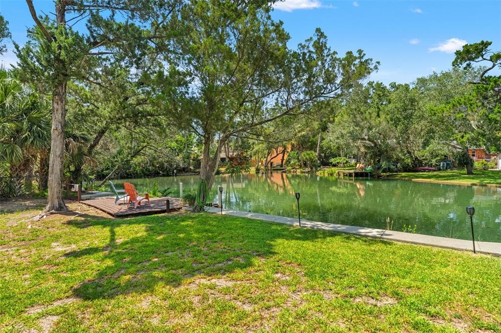 6053 PALM CREEK DRIVE photo 2