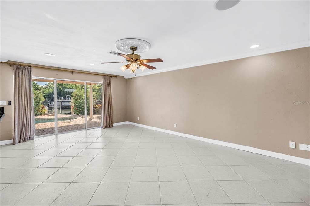 1820 TANGLEWOOD DRIVE NE photo 20
