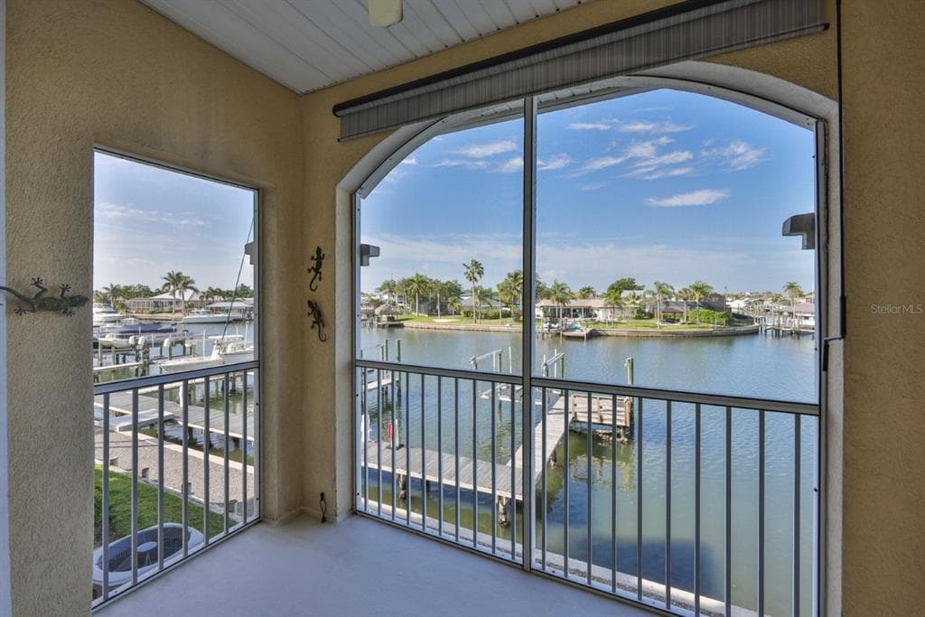 6432 SUNSET BAY CIRCLE photo 19