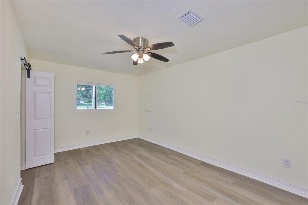 10922 PARK DRIVE photo 12