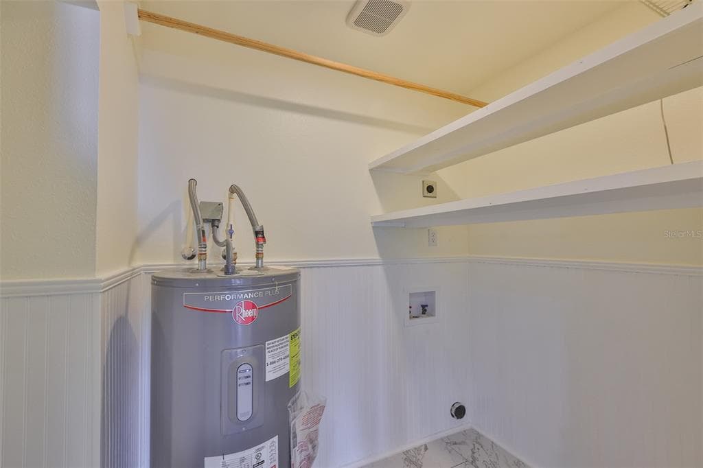 10922 PARK DRIVE photo 10