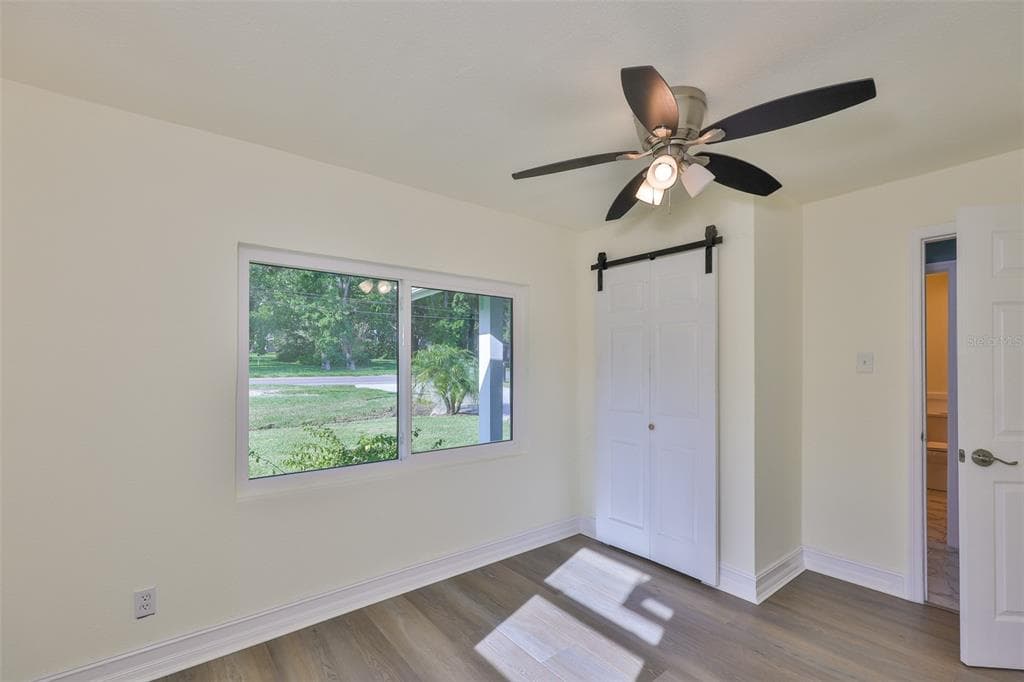 10922 PARK DRIVE photo 8