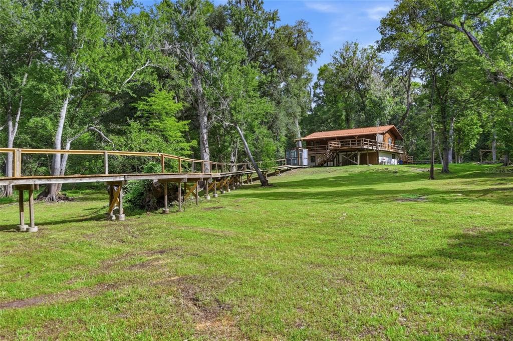 470 SW SANTA FE DRIVE photo 14