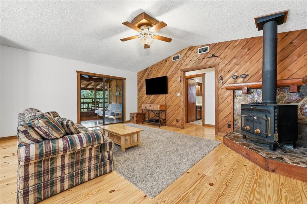 470 SW SANTA FE DRIVE photo 21
