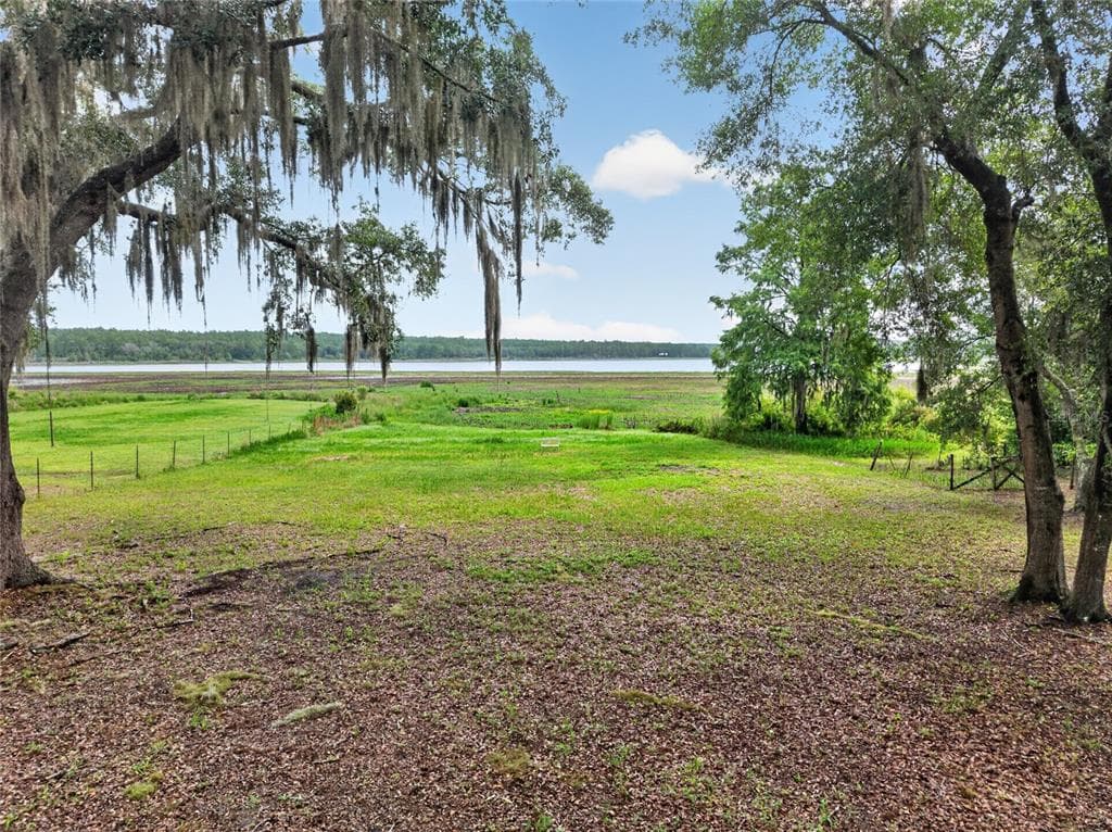 104 LONG POND WAY photo 2