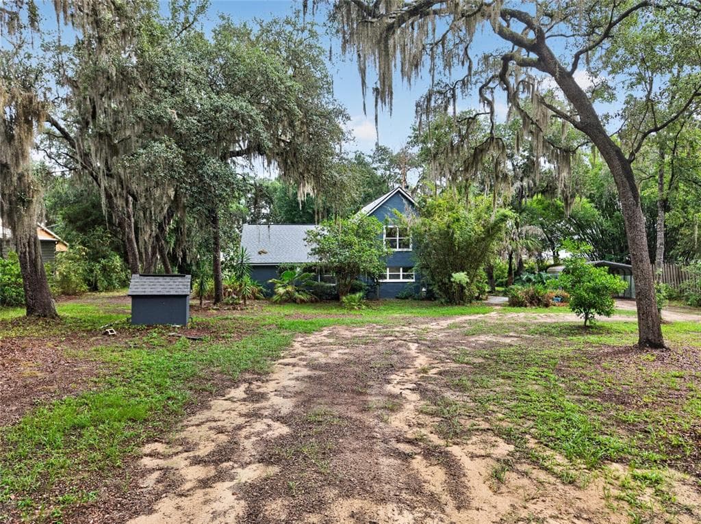 104 LONG POND WAY photo 4