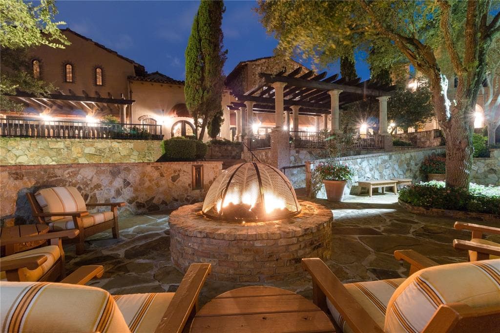 15215 PENDIO DRIVE 5