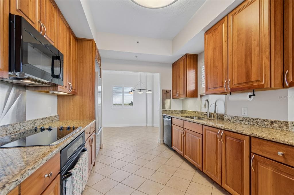 12033 GANDY BOULEVARD N 151 photo 18
