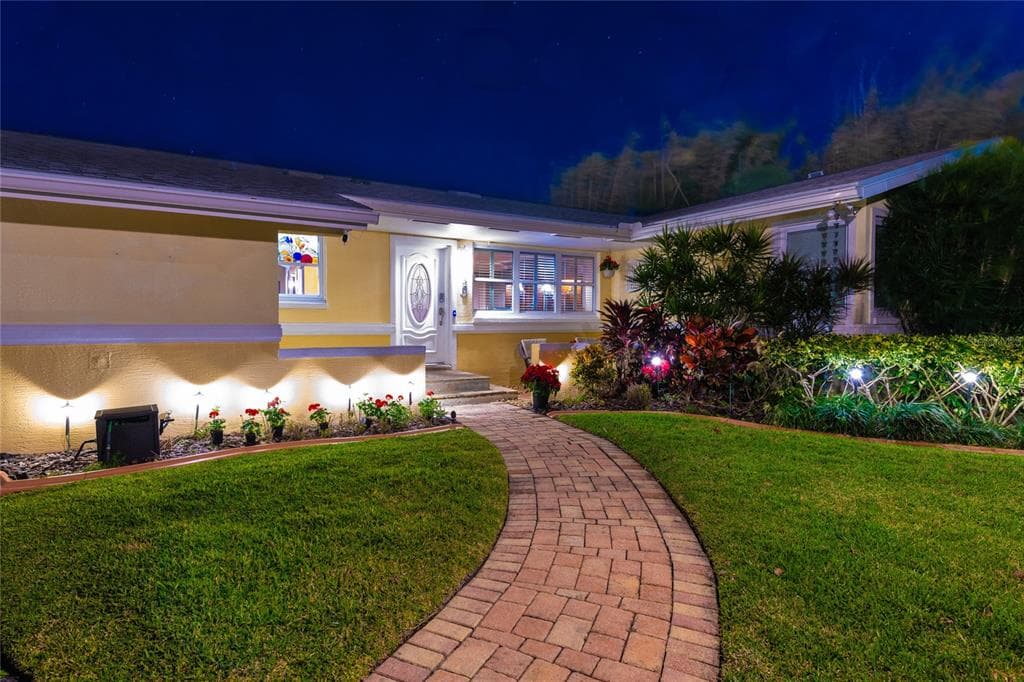 130 REEF ROAD photo 13