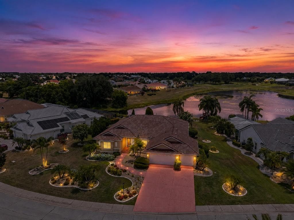 2116 PLATINUM DRIVE photo 1