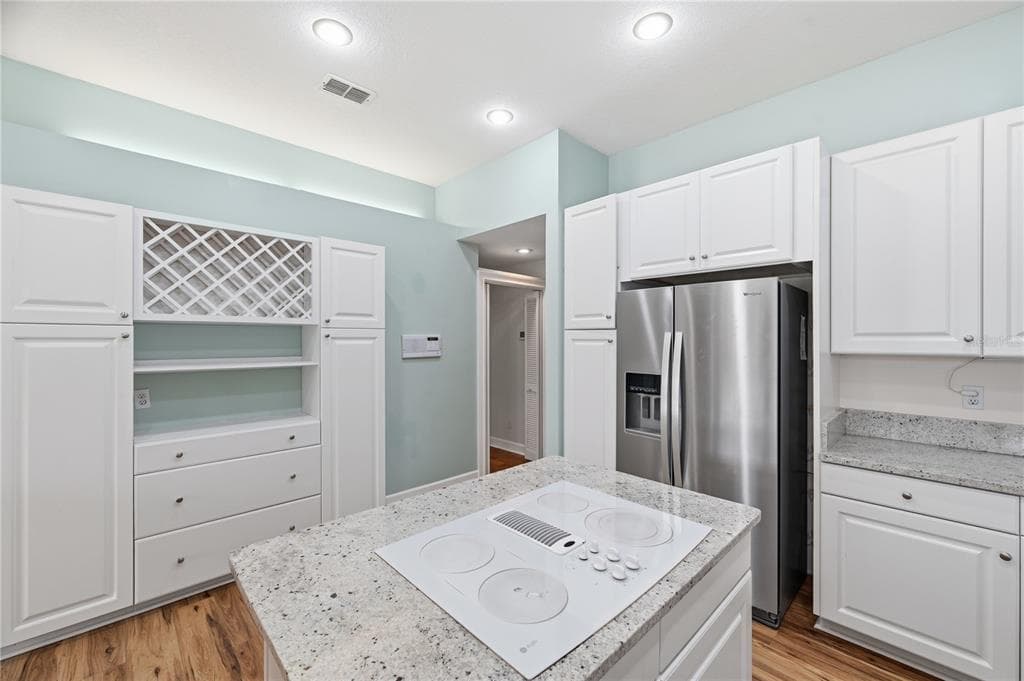 2116 PLATINUM DRIVE photo 10