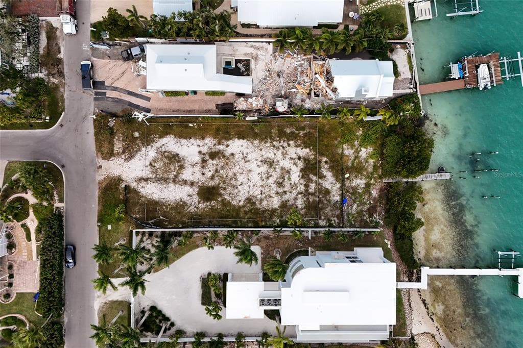 7094 LONGBOAT DRIVE E photo 2