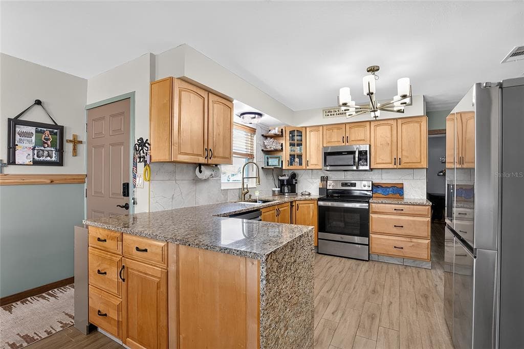 6503 LONNIE LEE LANE 5