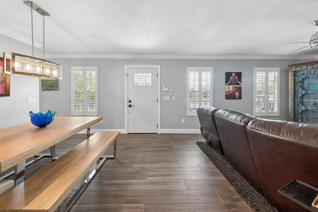 8213 RIVERVIEW ROAD photo 13