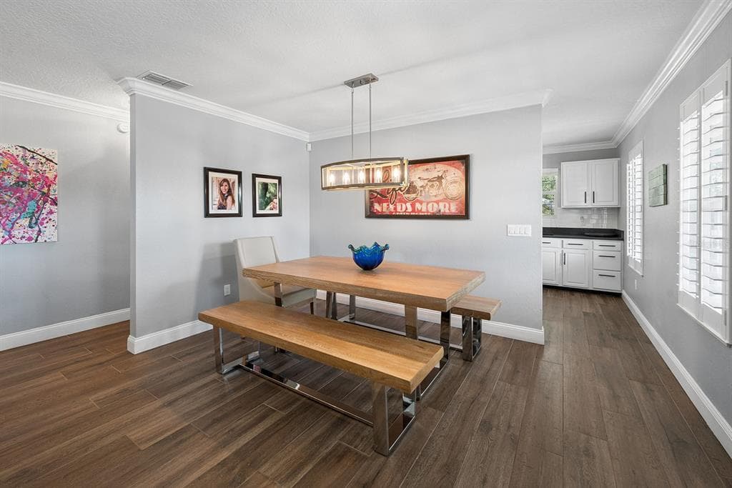 8213 RIVERVIEW ROAD photo 11