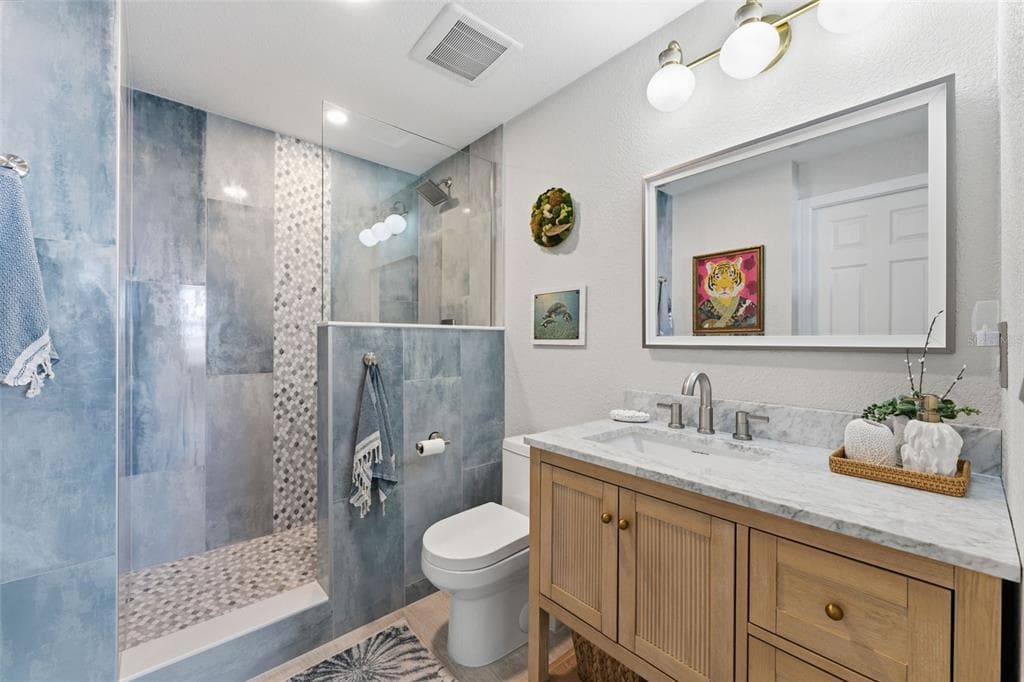 2 15TH AVENUE 401 photo 23