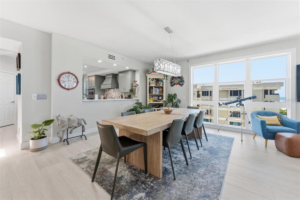 2 15TH AVENUE 401 photo 7