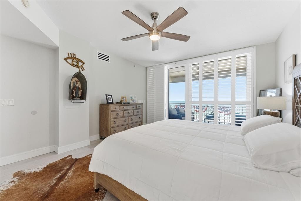 2 15TH AVENUE 401 photo 15