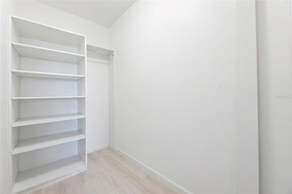 2 15TH AVENUE 401 photo 25