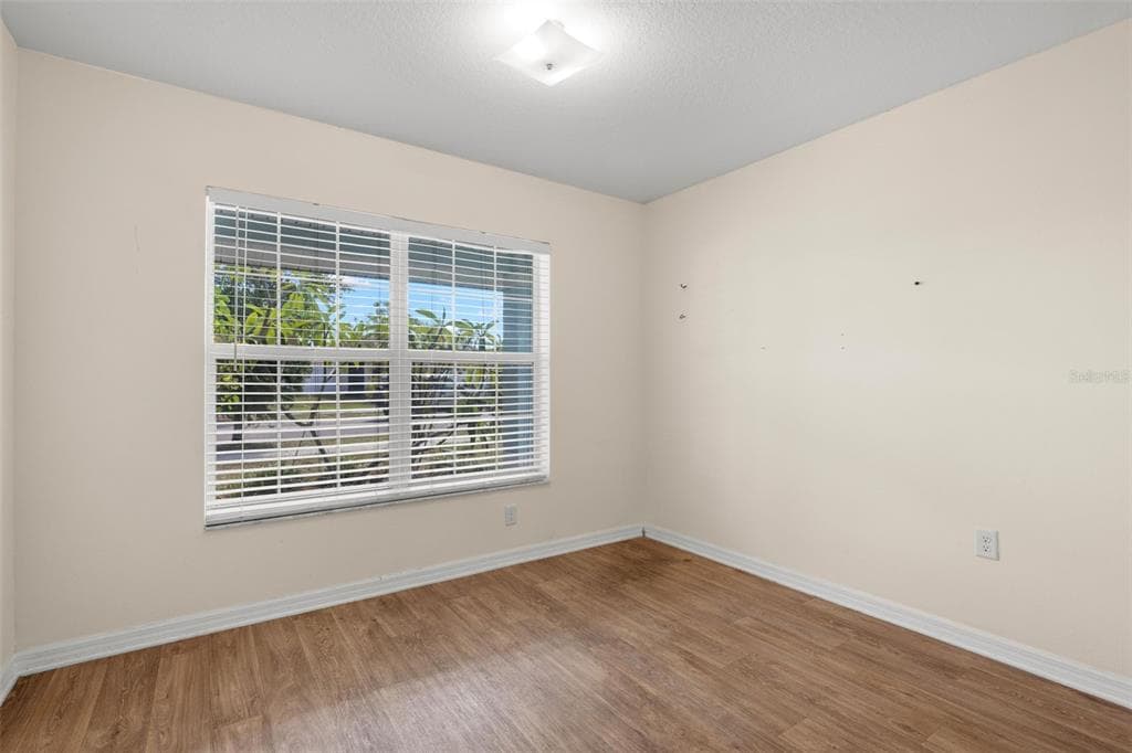 1550 BLOSSOM BAYOU CIRCLE photo 7