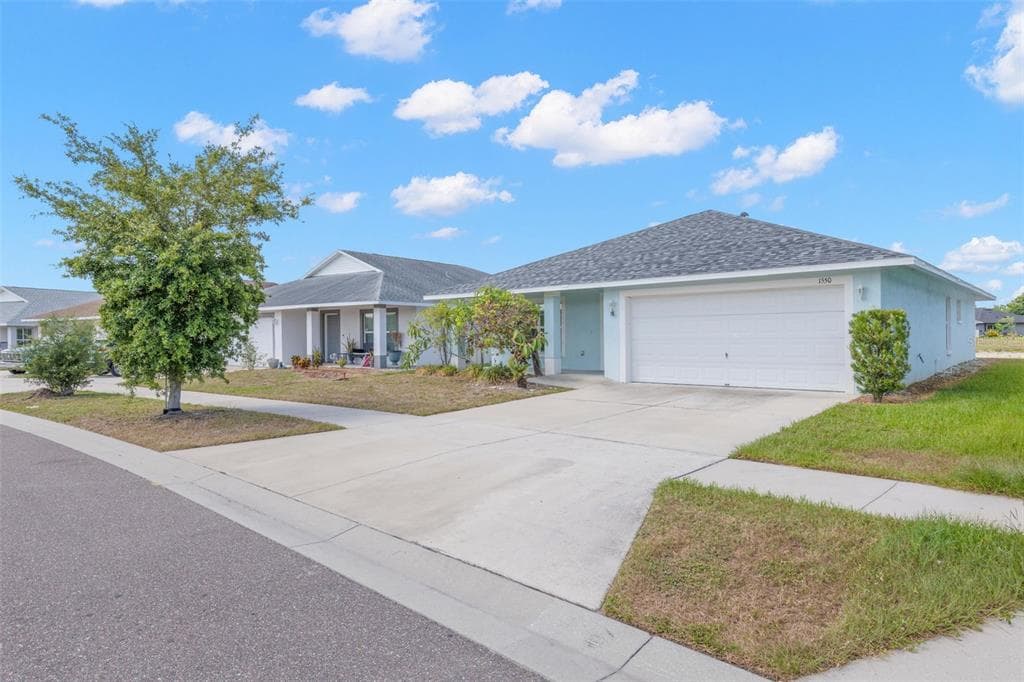 1550 BLOSSOM BAYOU CIRCLE photo 1