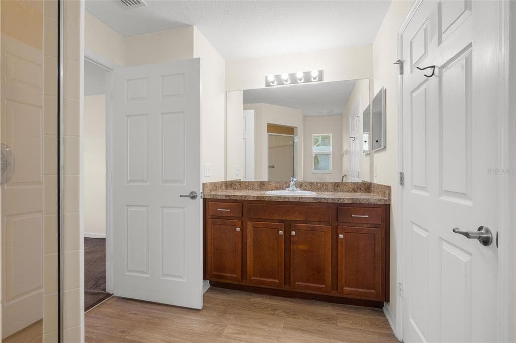 1550 BLOSSOM BAYOU CIRCLE photo 20