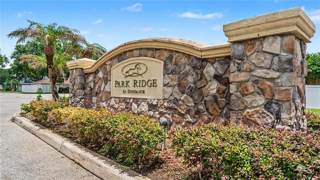 3005 PARK RIDGE AVENUE photo 4