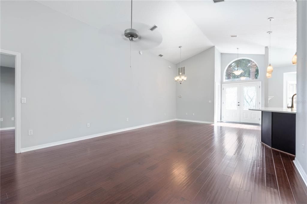 15 TANGLEWOOD COURT photo 6