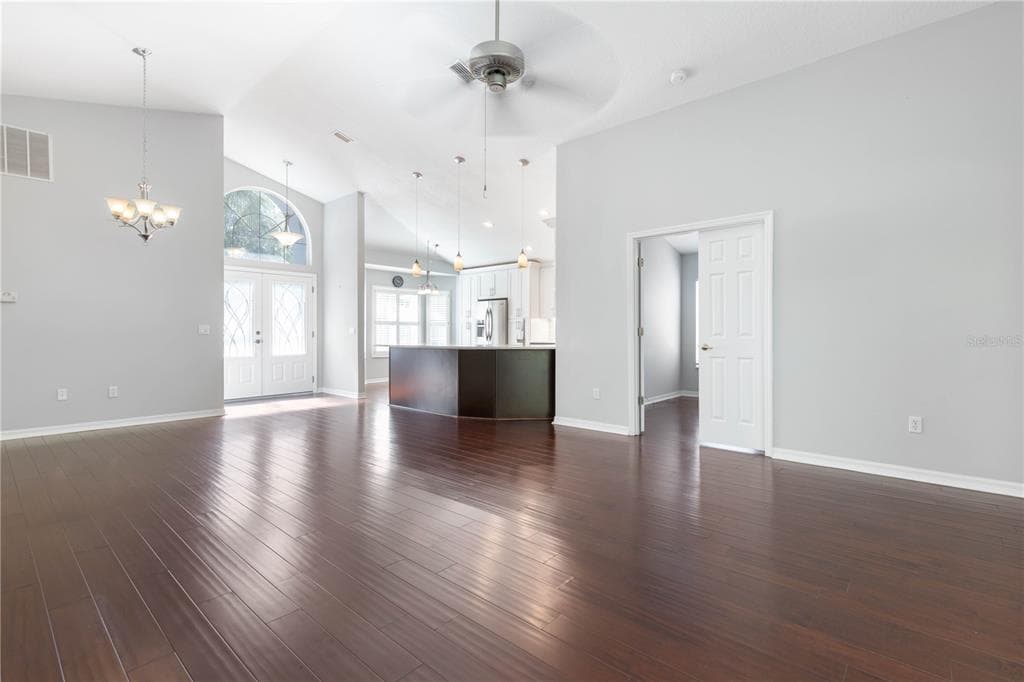 15 TANGLEWOOD COURT photo 9
