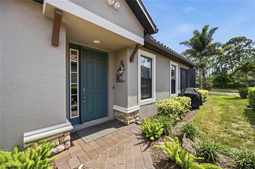 5749 SEMOLINO STREET photo 2