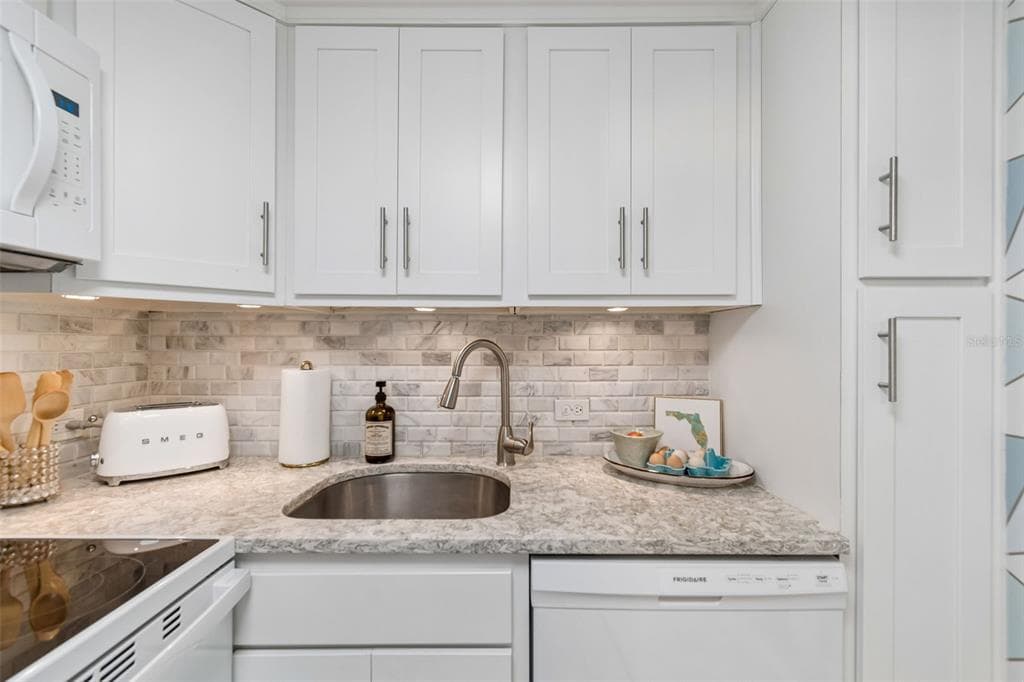 4015 BAYSHORE BOULEVARD 7D photo 7