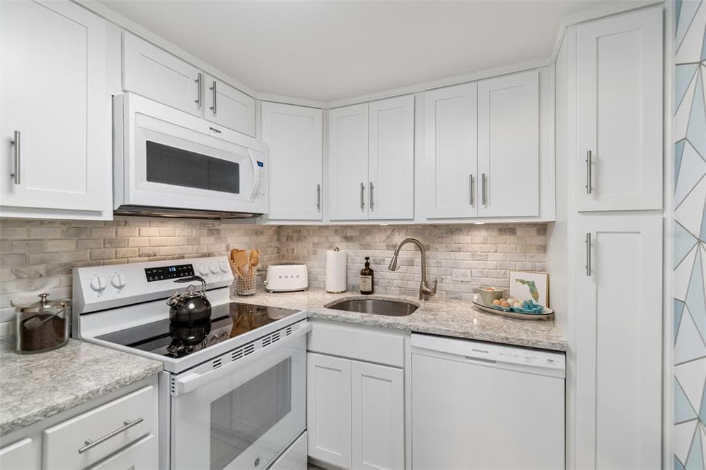 4015 BAYSHORE BOULEVARD 7D photo 5
