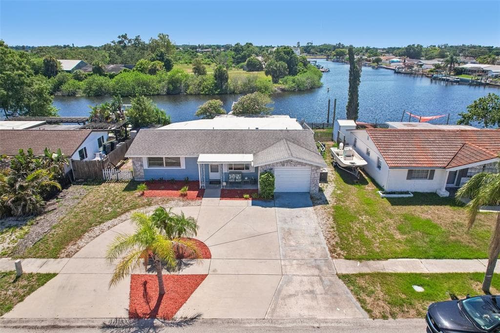 1133 GRAND BOULEVARD photo 1