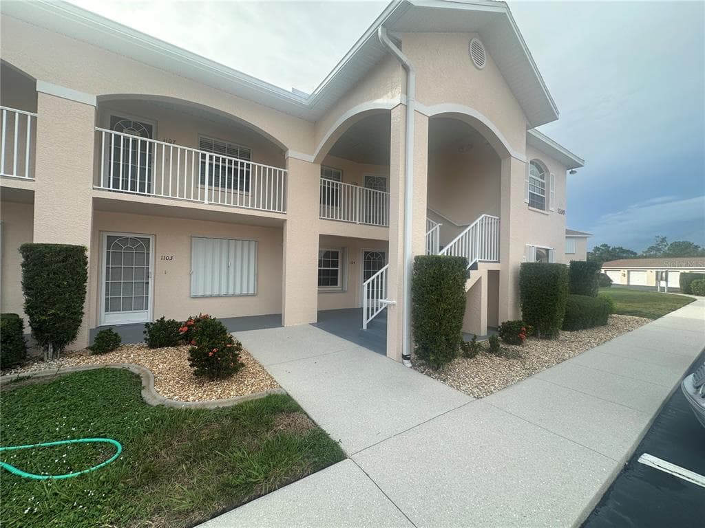 12144 SW EGRET CIRCLE 1104 photo 2