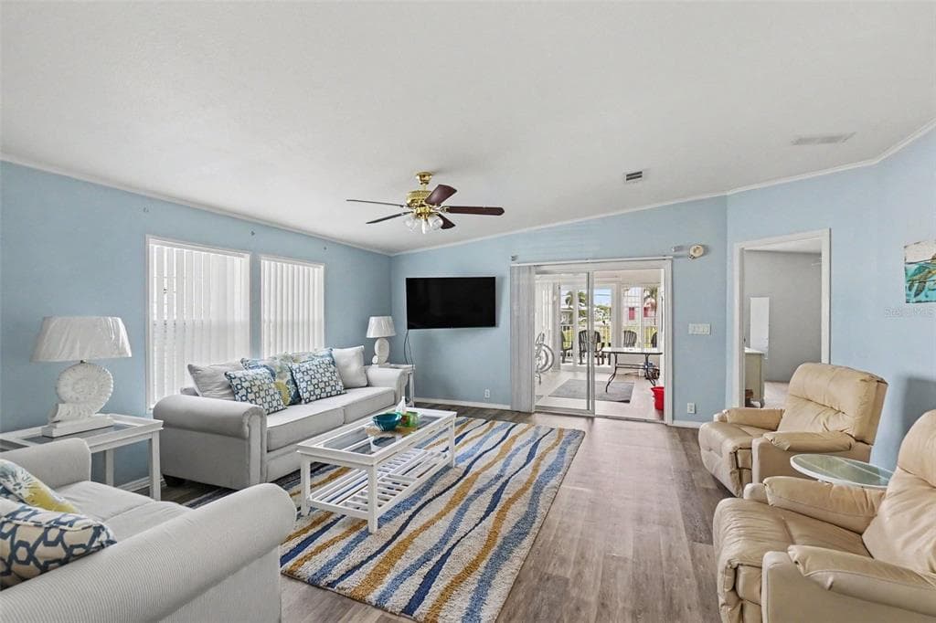226 BIMINI DRIVE photo 4