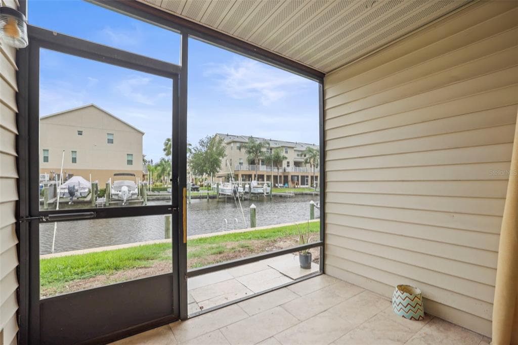 358 MOORINGS COVE DRIVE 4B photo 20