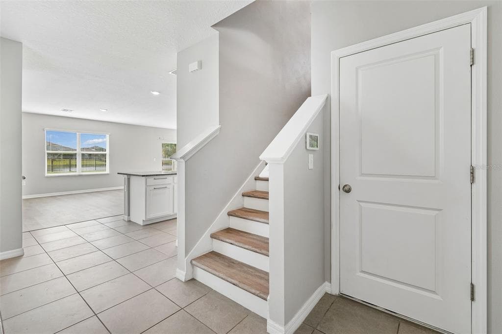 16734 TRITE BEND STREET photo 5