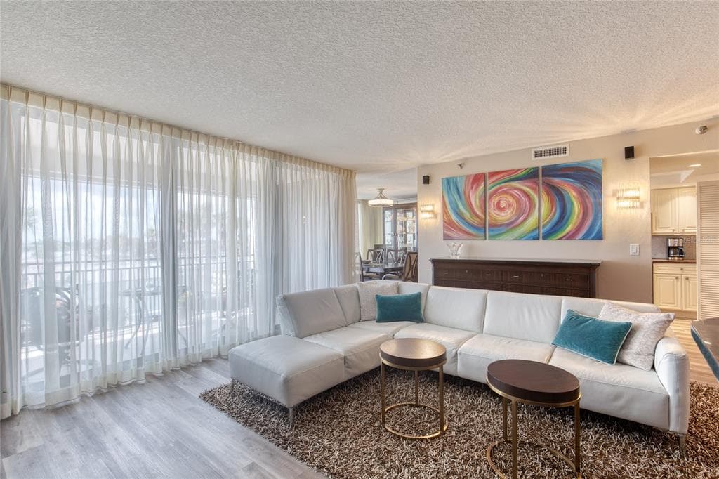 1239 OCEAN SHORE BOULEVARD 2E5 photo 13