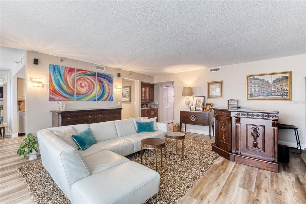 1239 OCEAN SHORE BOULEVARD 2E5 photo 14