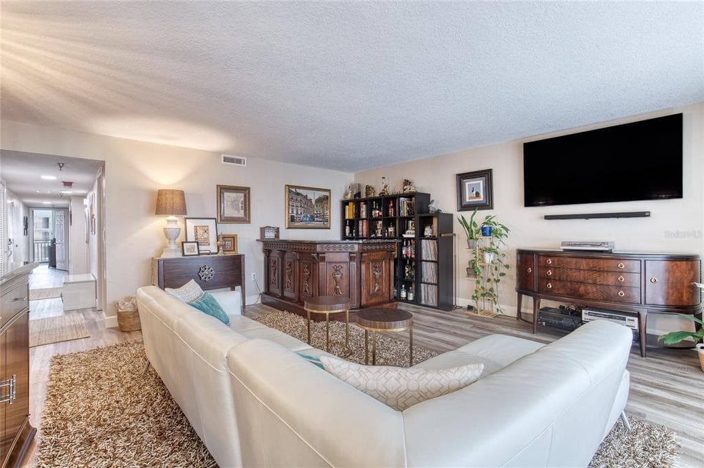 1239 OCEAN SHORE BOULEVARD 2E5 photo 15