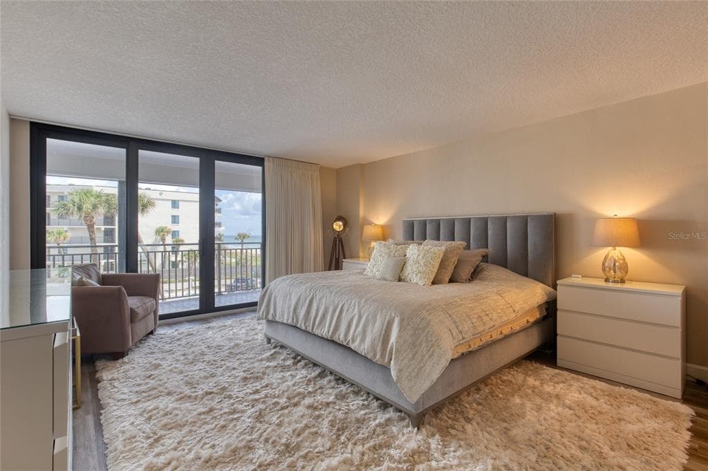 1239 OCEAN SHORE BOULEVARD 2E5 photo 4