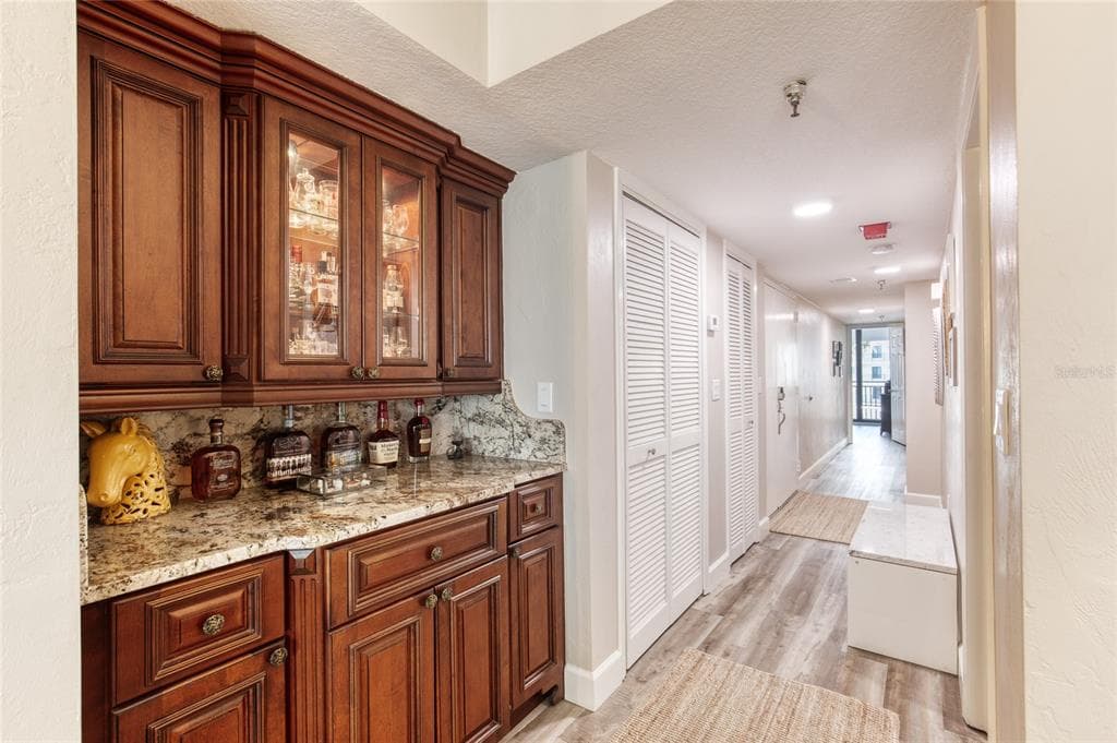 1239 OCEAN SHORE BOULEVARD 2E5 photo 8