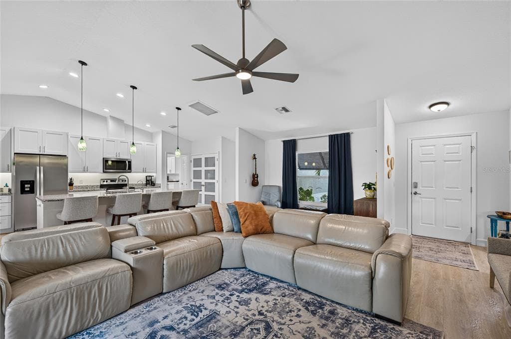 3104 SEAFARER DRIVE photo 7