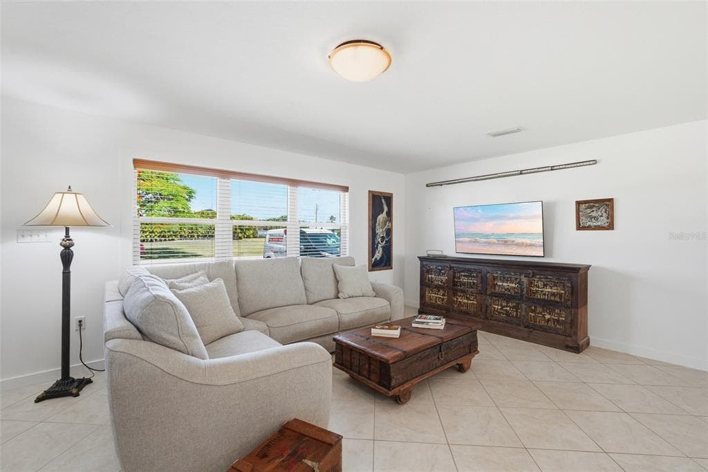 4310 PALM DRIVE 5
