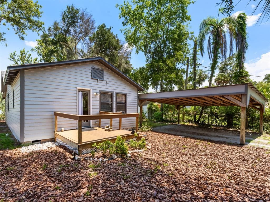 7224 ALAFIA RIDGE LOOP photo 3